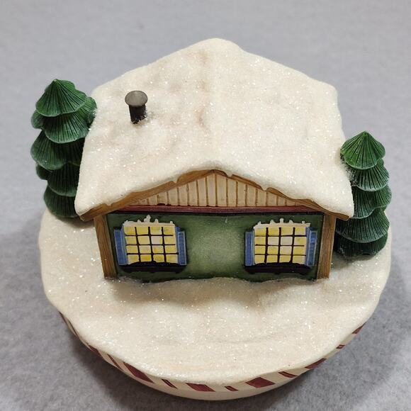 Our America Gift SANTA'S WORKSHOP #8041 By Debbie Mumm Candle Topper Collection - Picture 3 of 13